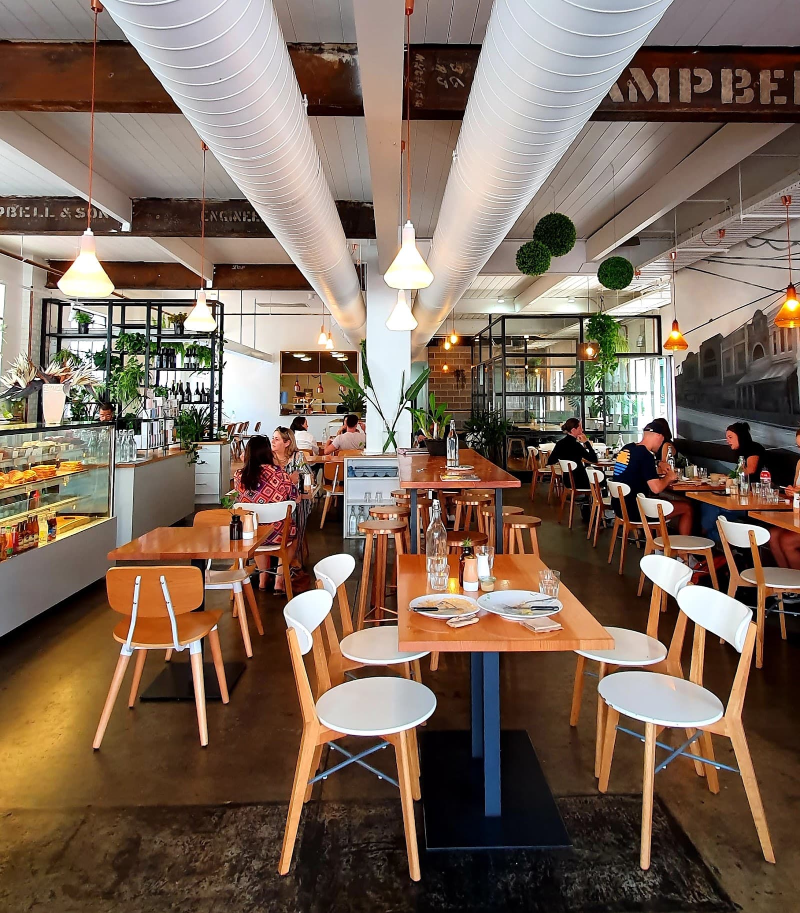 Sir Charles — Fitzroy, Melbourne