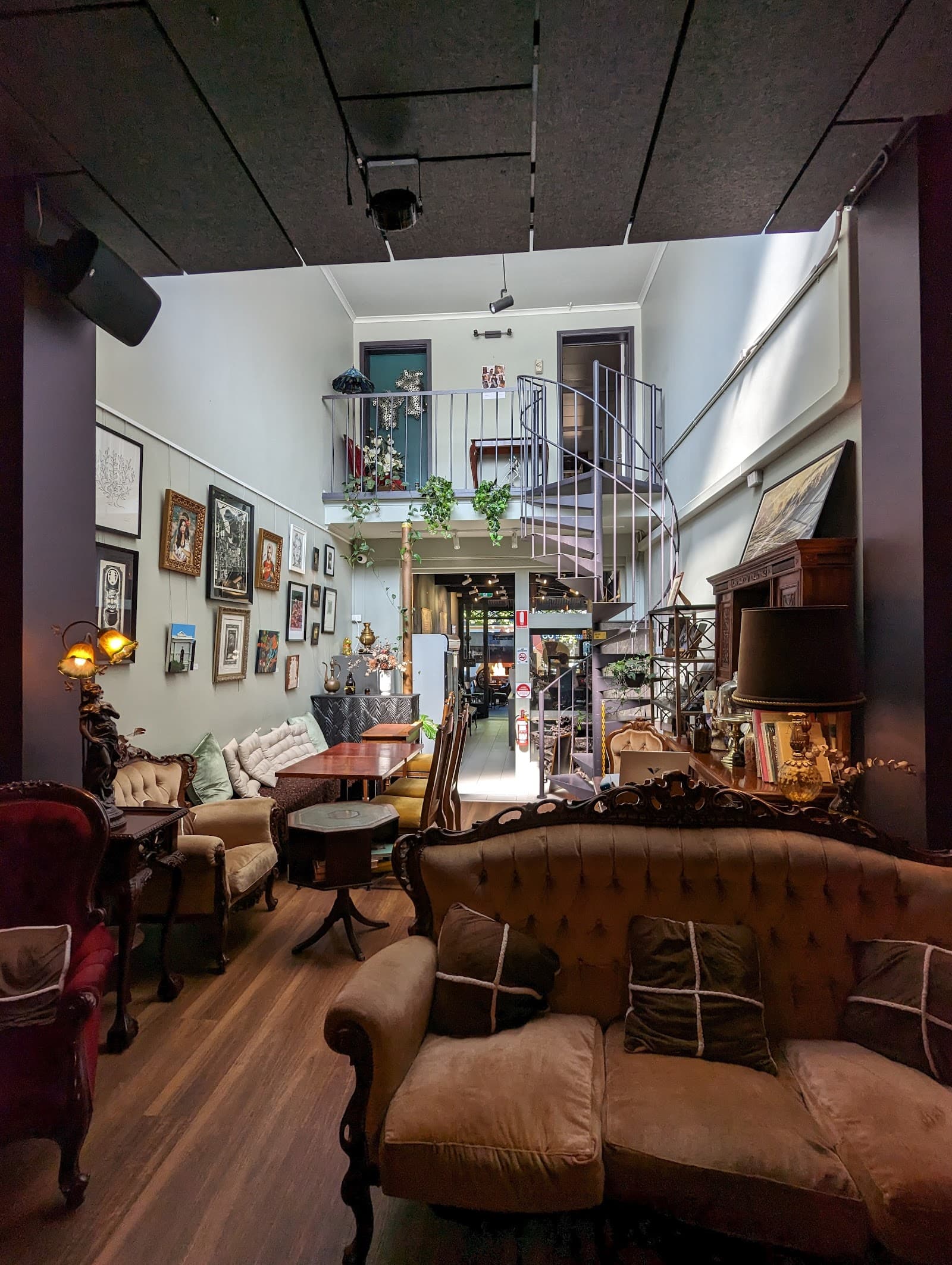 Cyrus Artlounge — Carlton, Melbourne