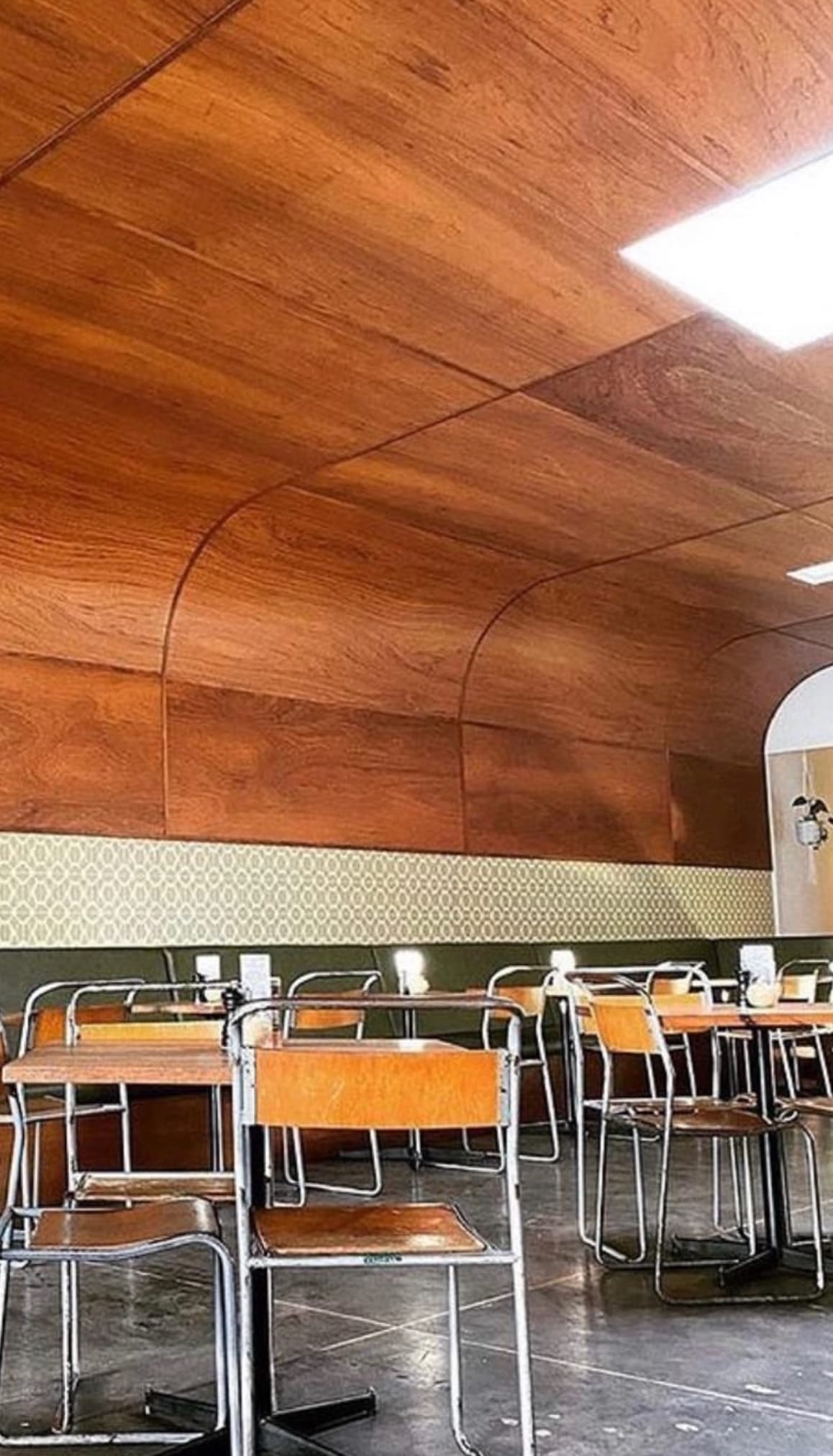 EL Mirage — Brunswick, Melbourne