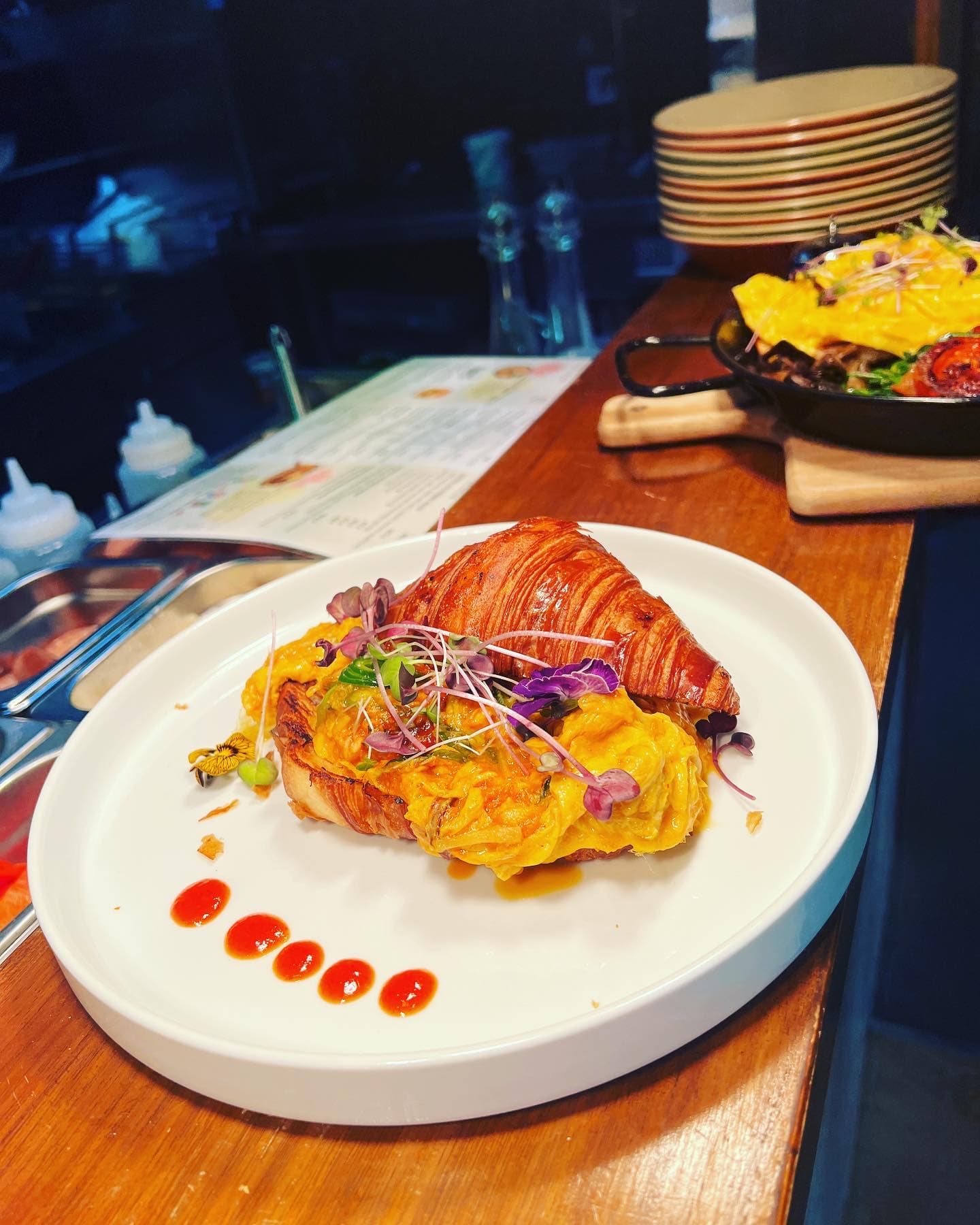 MJ Mojo Jojo | Modern Cafe Docklands — Docklands, Melbourne