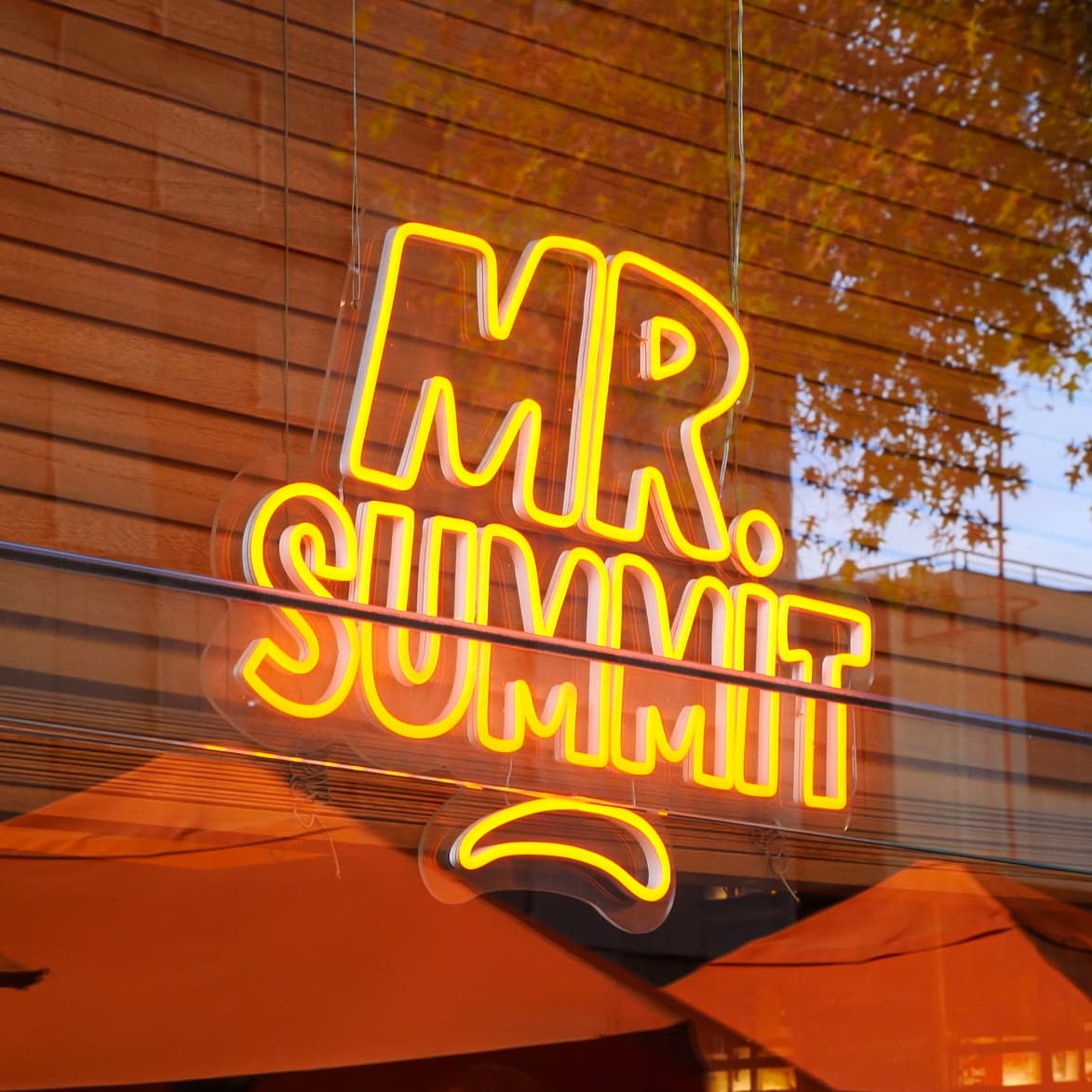 Mr. Summit Cafe City Road — Southbank, Melbourne
