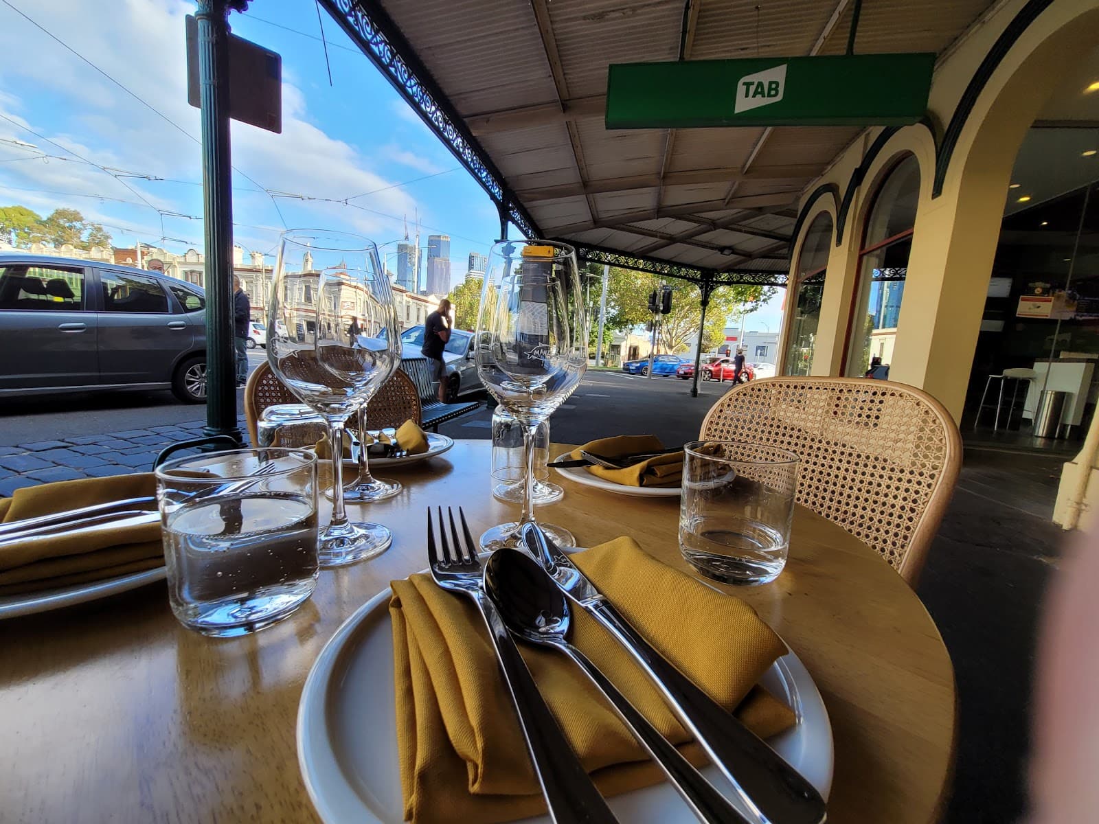 Manze — North Melbourne, Melbourne