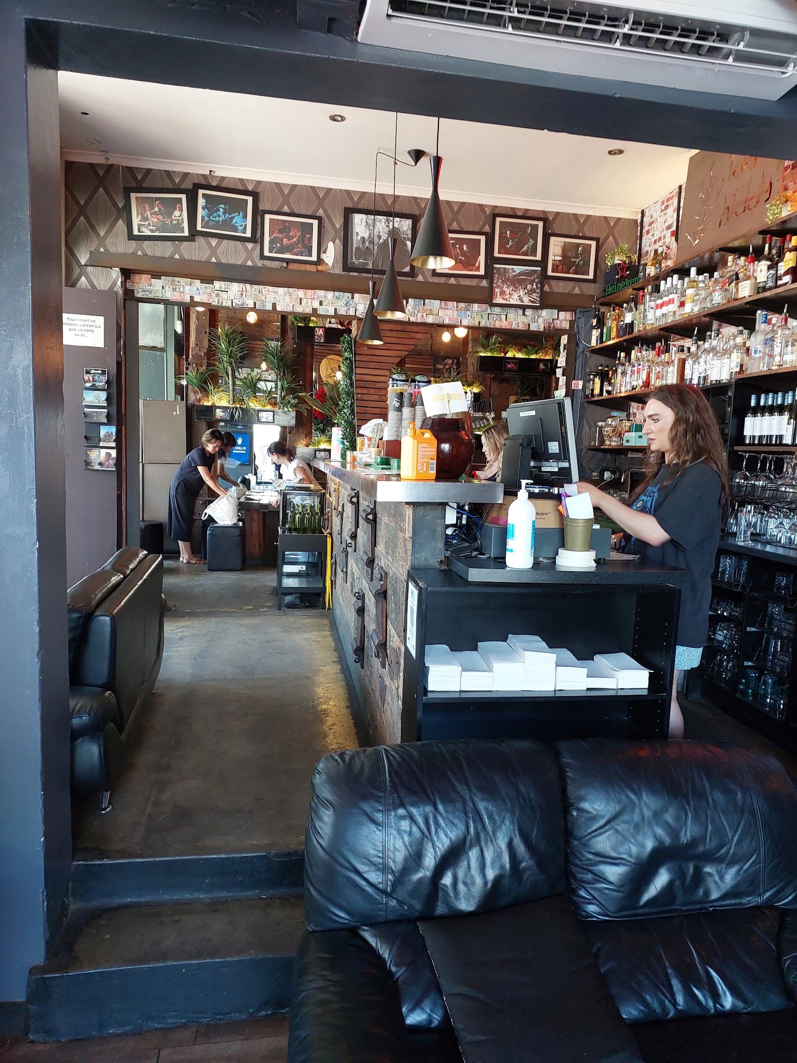 Iddy Biddy Bar — St Kilda, Melbourne