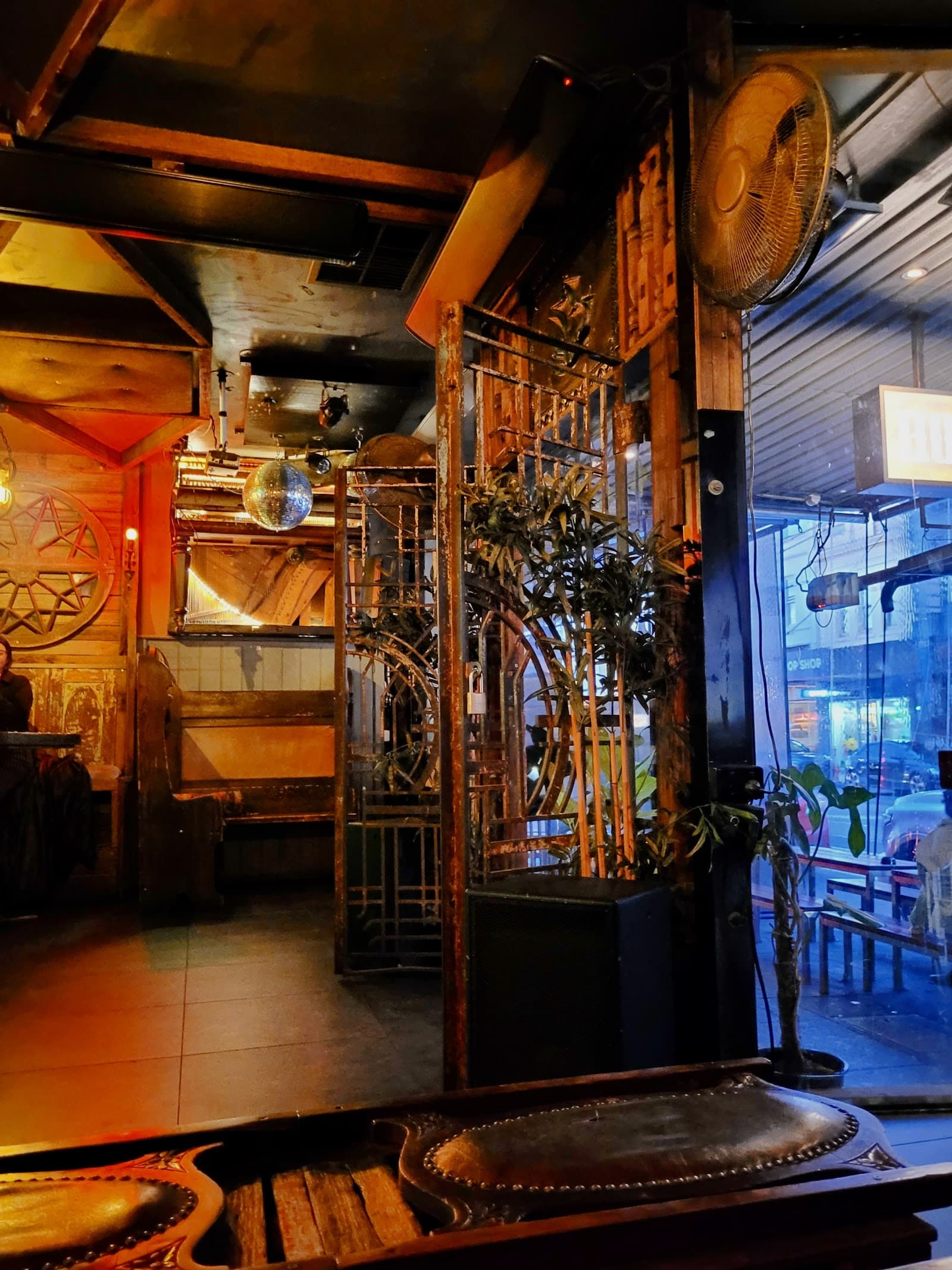 Holy Grail — Prahran, Melbourne