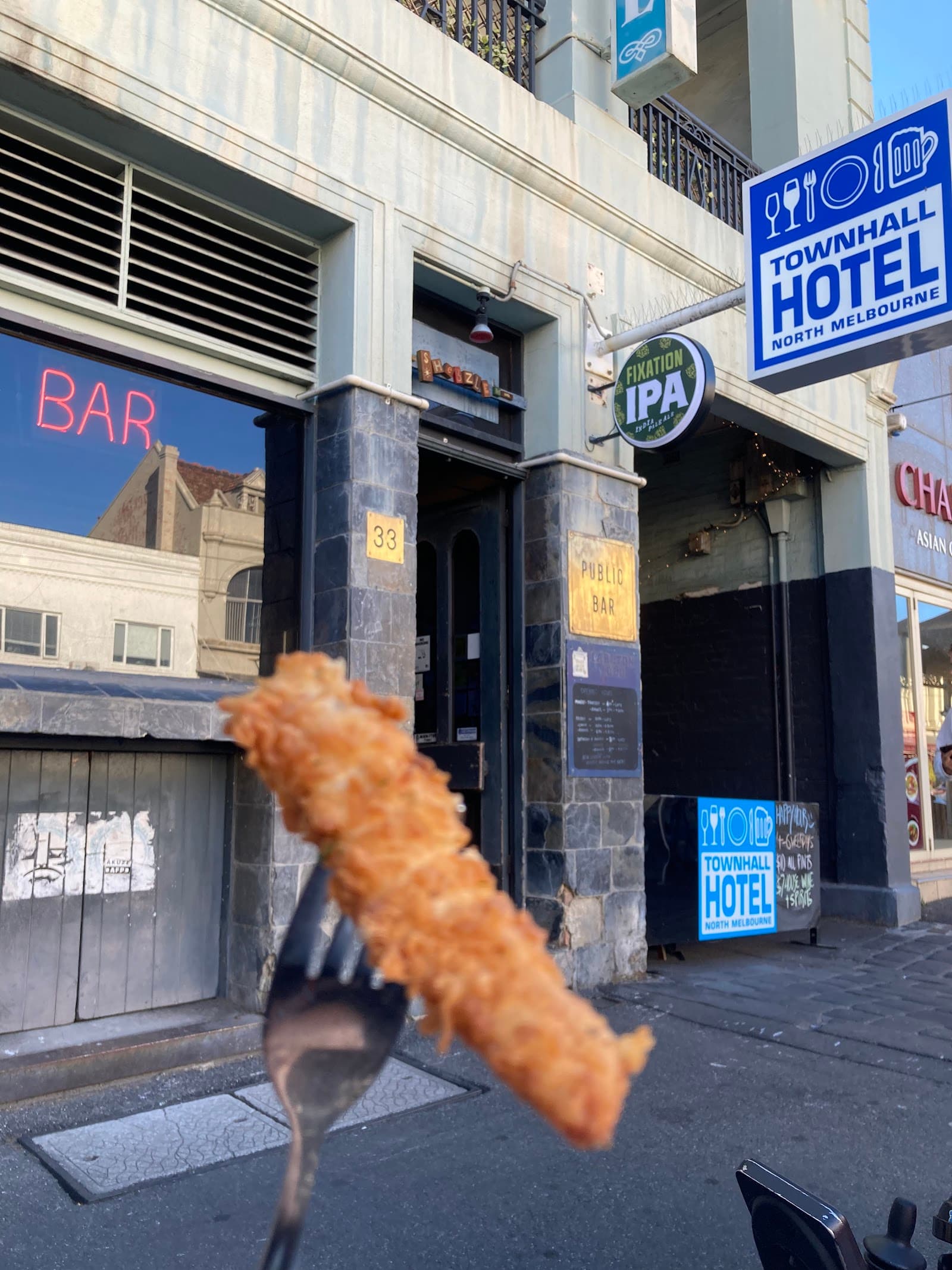Town Hall Hotel — North Melbourne, Melbourne