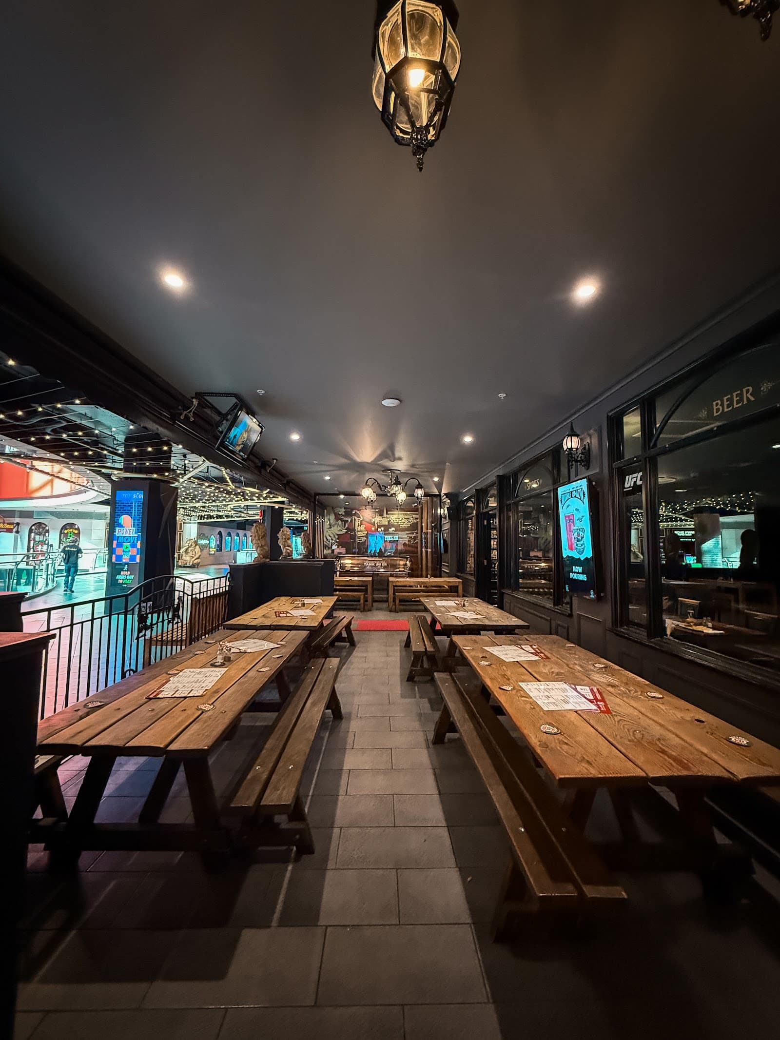 Melbourne Central Lion Hotel — North Melbourne, Melbourne