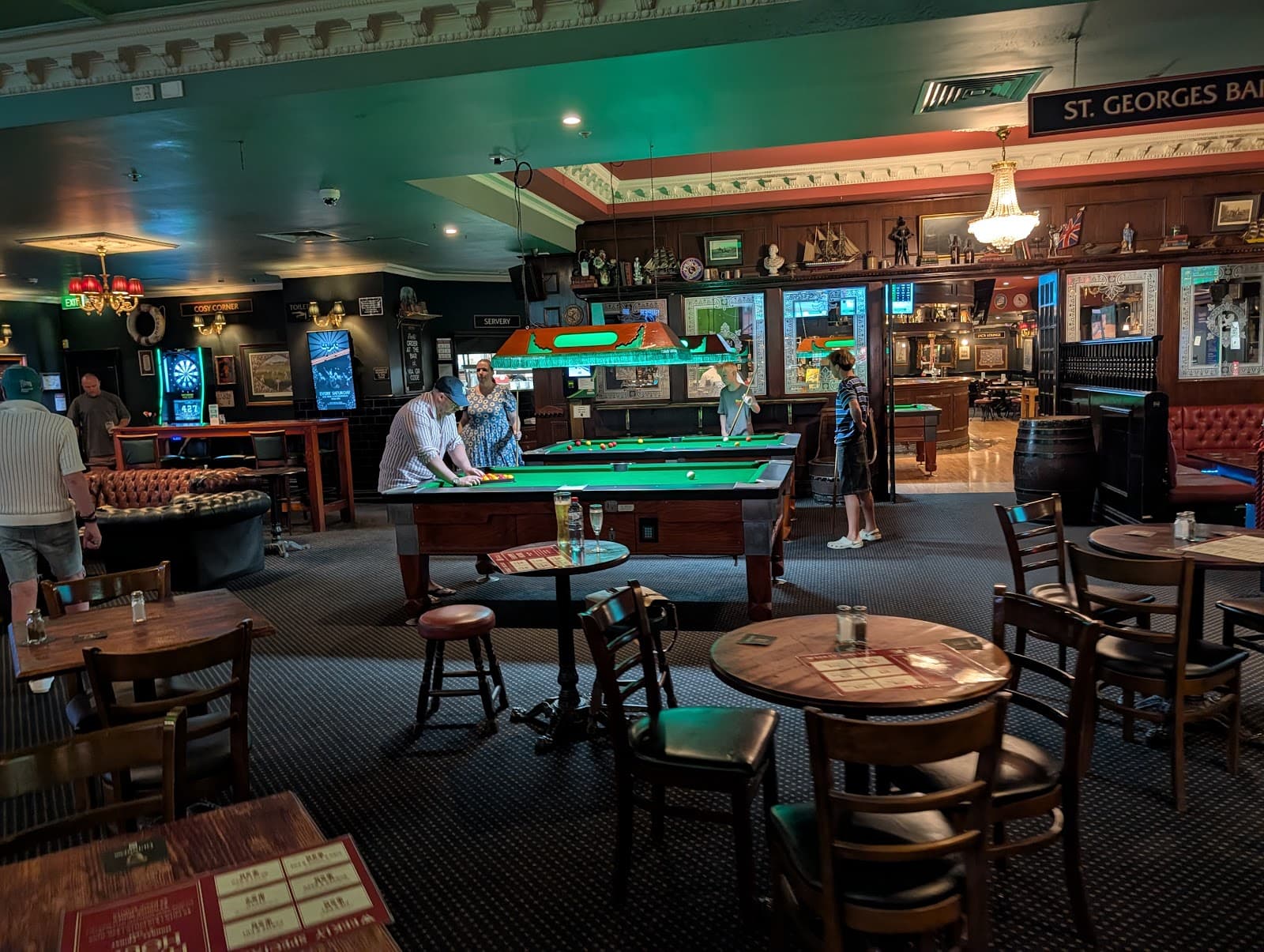 Melbourne Central Lion Hotel — North Melbourne, Melbourne