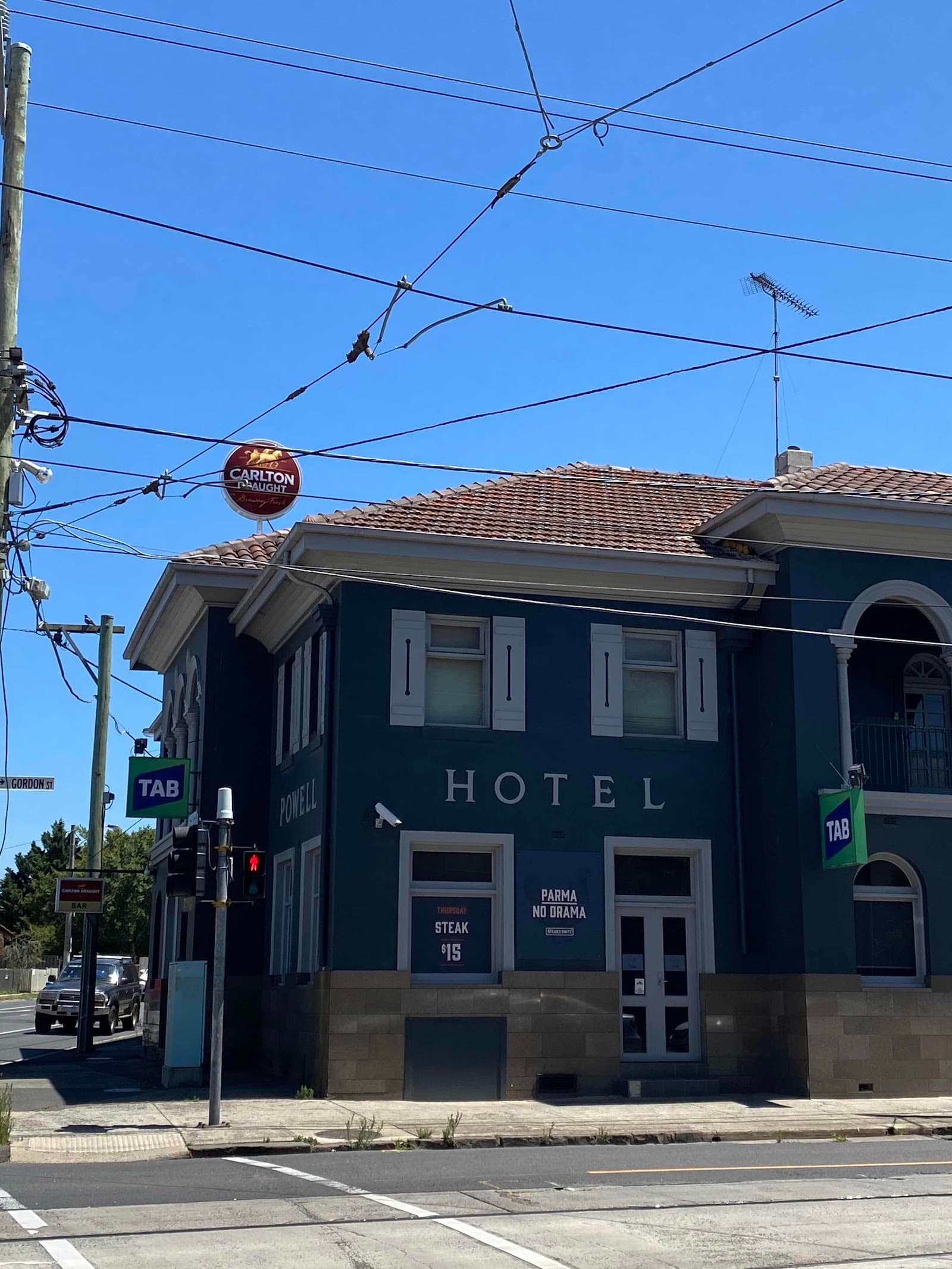 Powell Hotel — Footscray, Melbourne