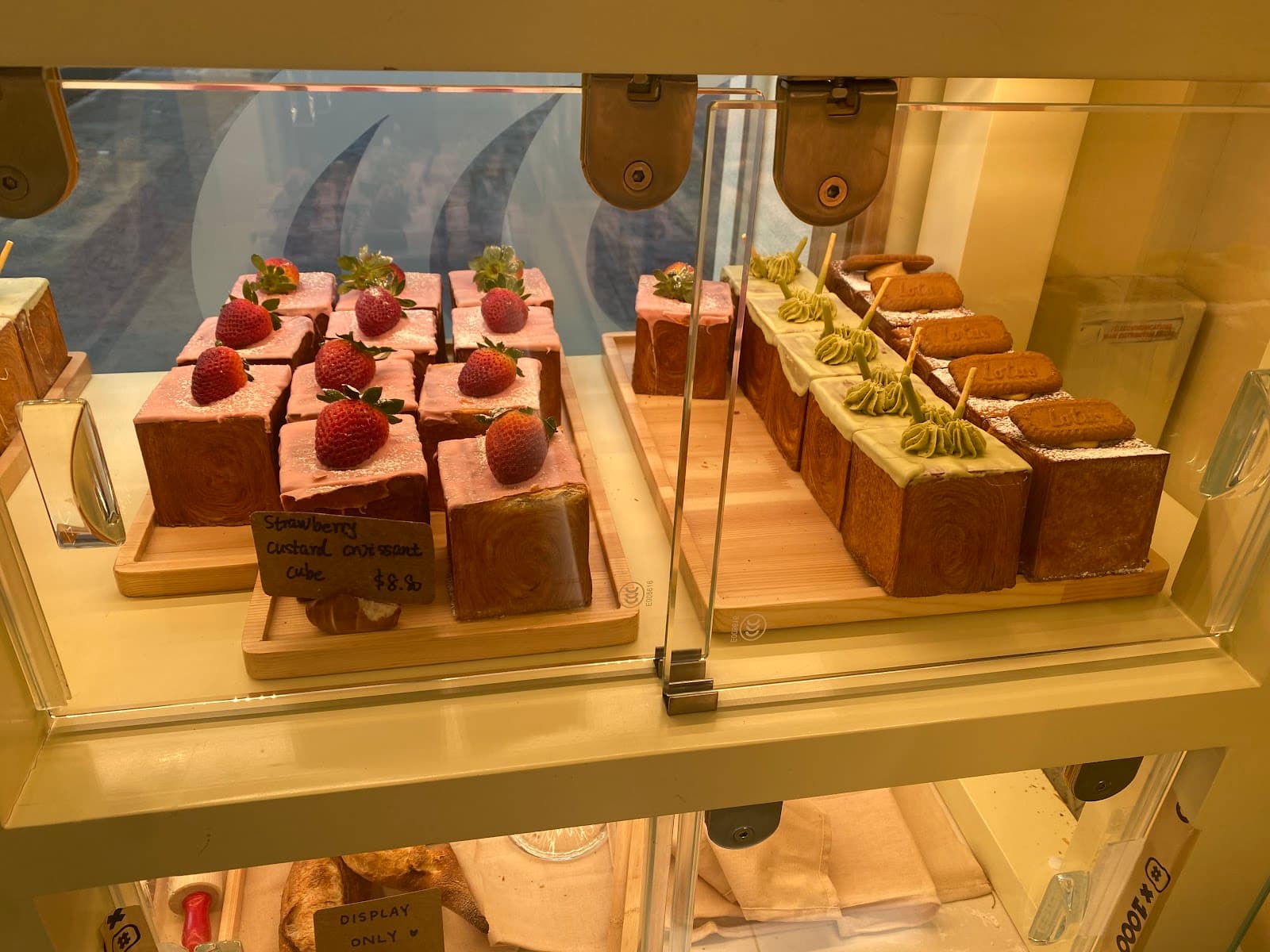 #1000 Bread — Melbourne CBD, Melbourne