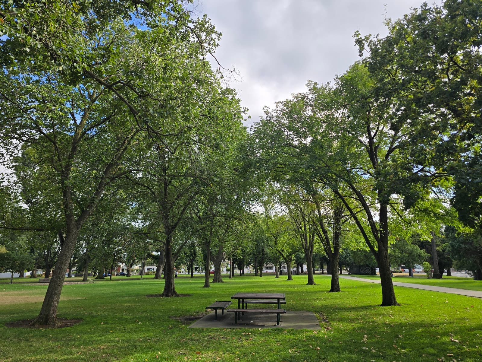 Darling Gardens — Collingwood, Melbourne