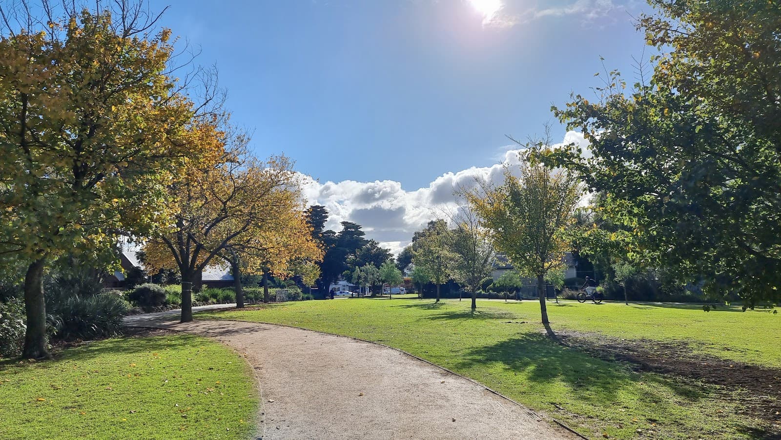 Alma Park East — St Kilda, Melbourne