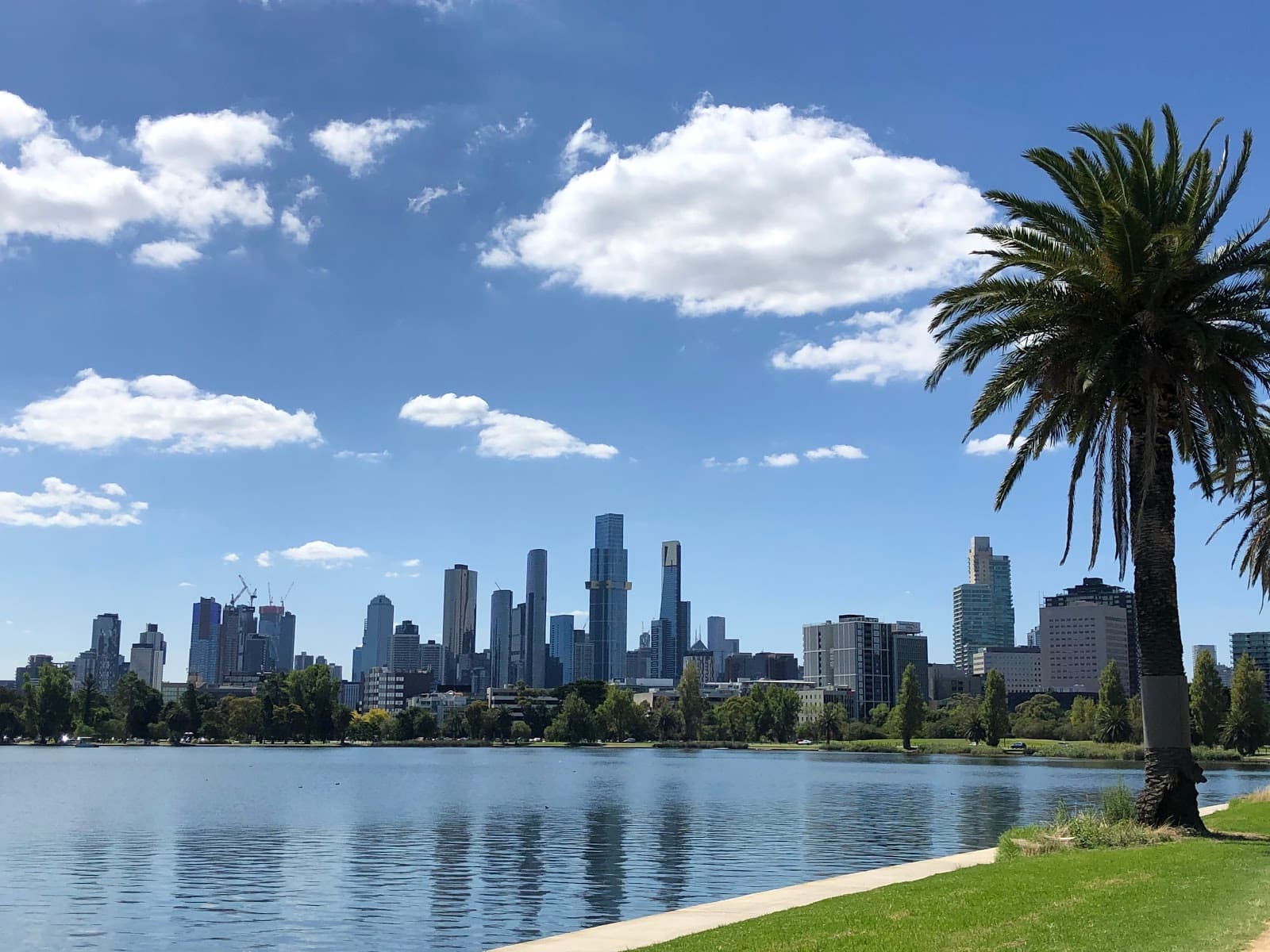 Albert Park Walking Track — Southbank, Melbourne