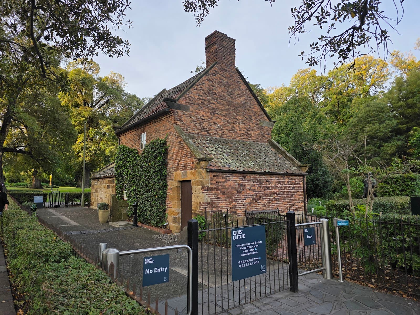 Cooks' Cottage — Carlton, Melbourne