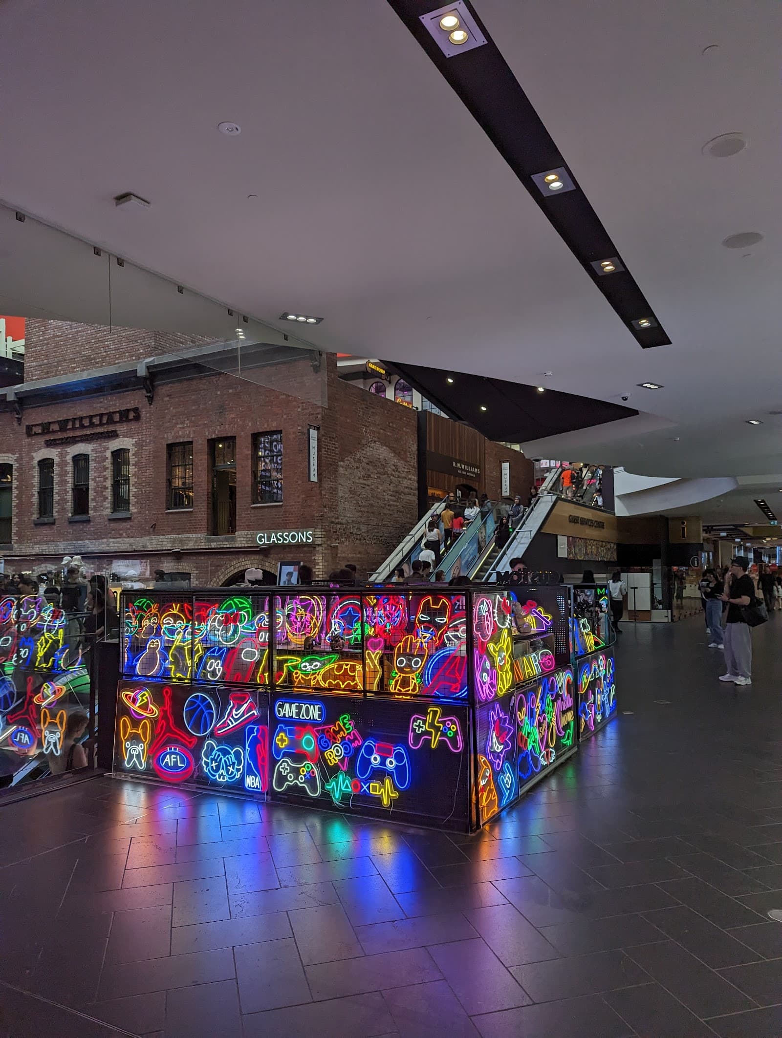 100 SQUARED — Collingwood, Melbourne