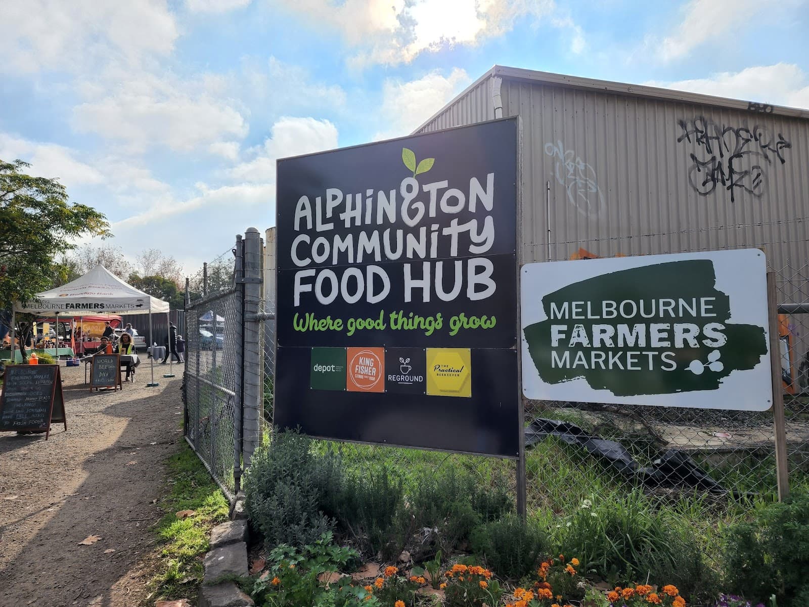 Alphington Farmers Market — Collingwood, Melbourne