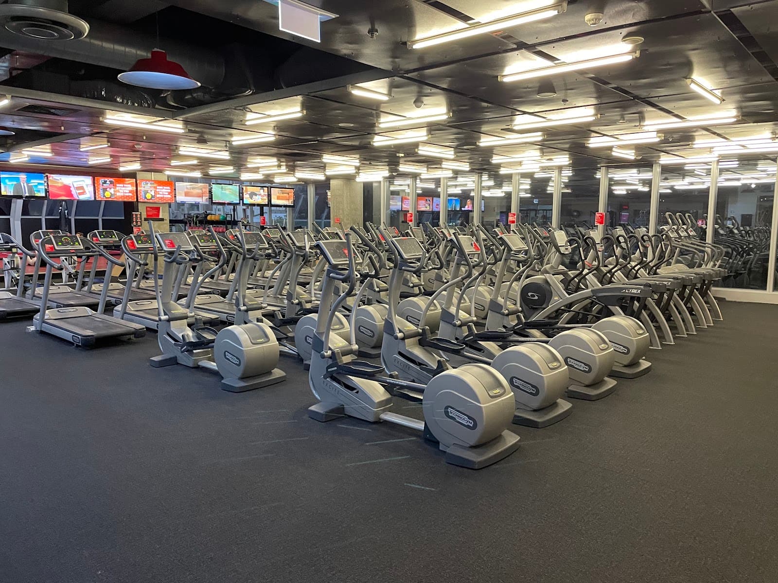 Fitness First QV Platinum — North Melbourne, Melbourne