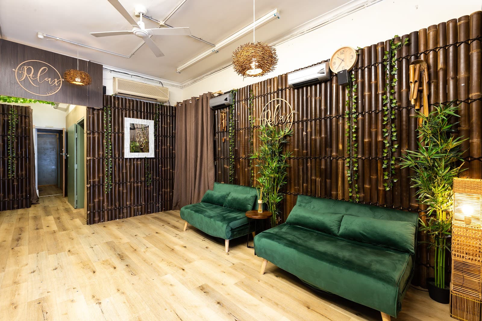 RELAX DAY SPA — North Melbourne, Melbourne