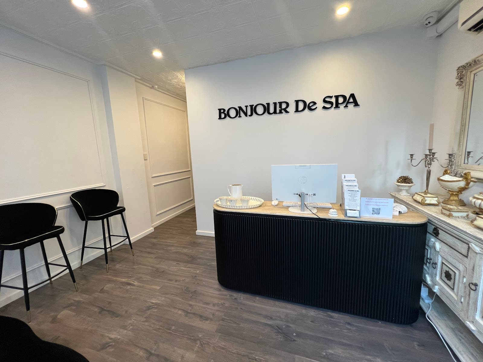 Bonjour de Spa — Richmond, Melbourne