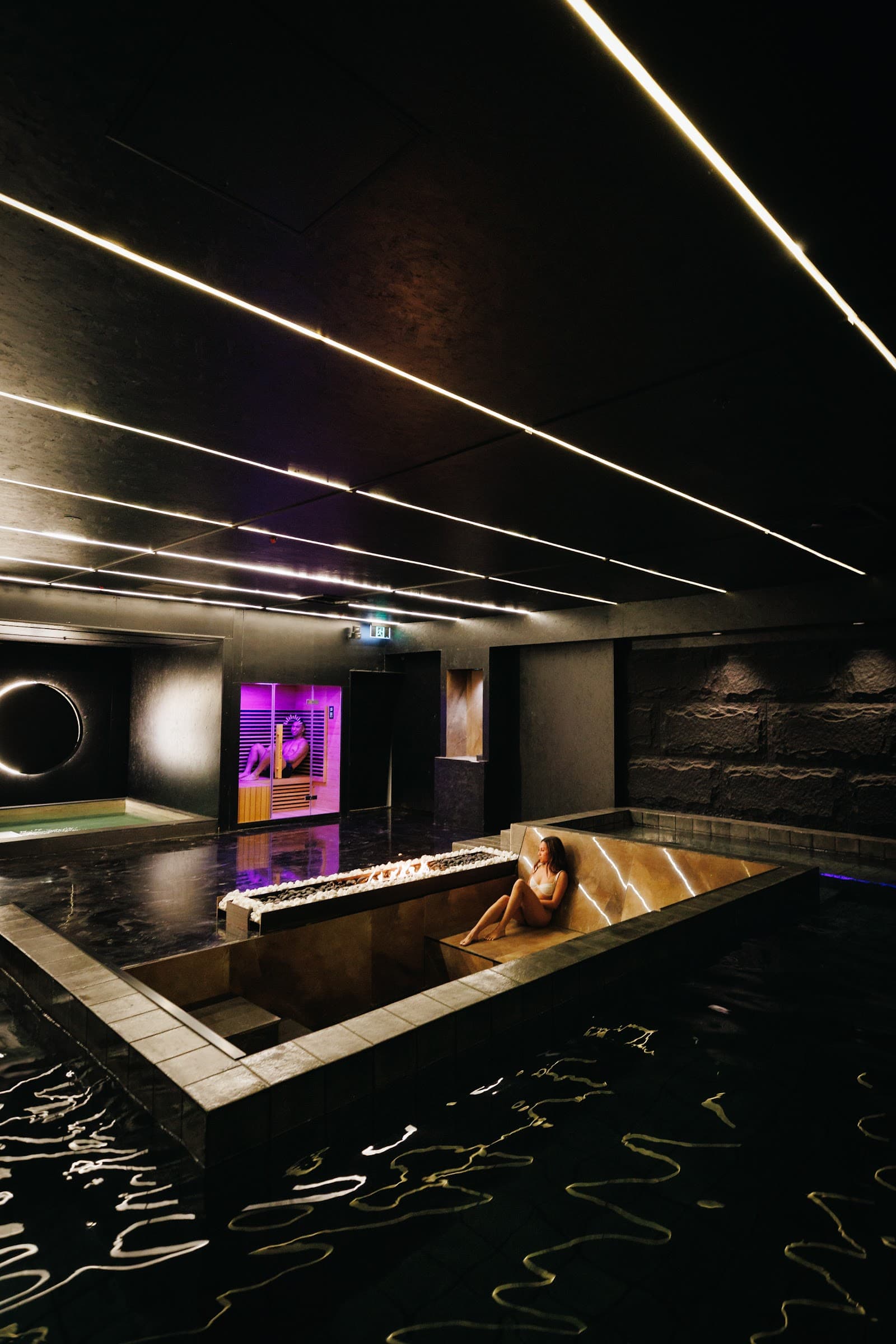 Luxe Bathhouse Docklands — Docklands, Melbourne