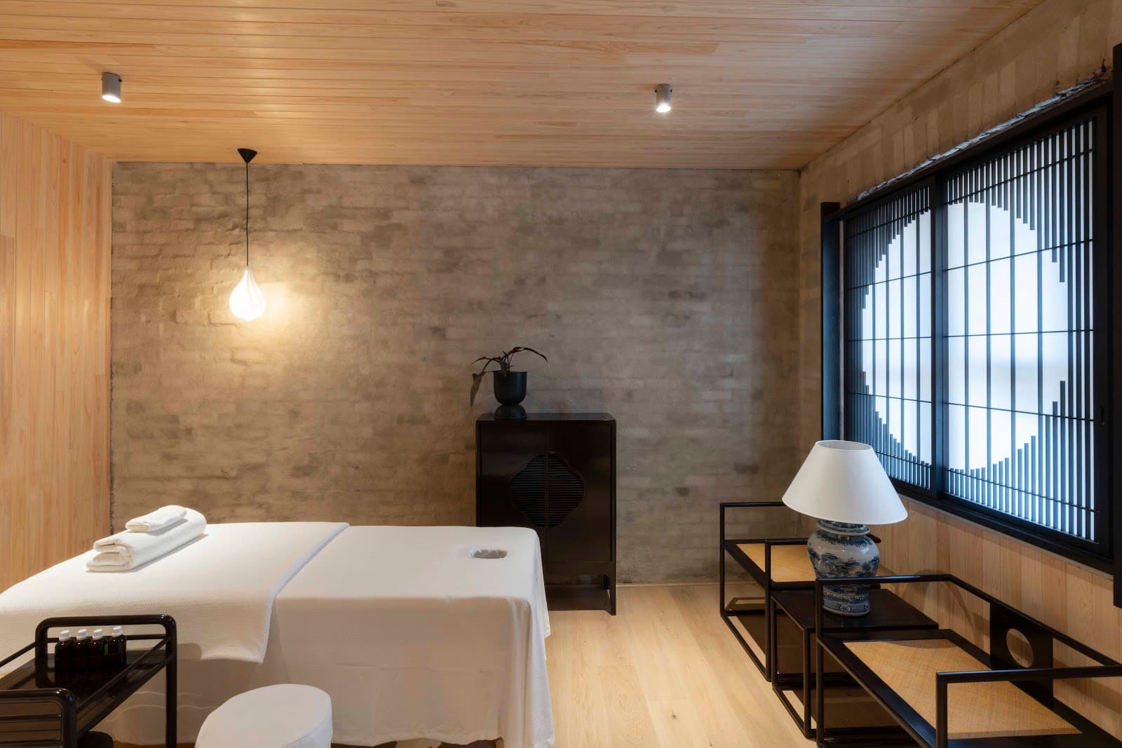 In The Brick Spa & Hotel — Prahran, Melbourne