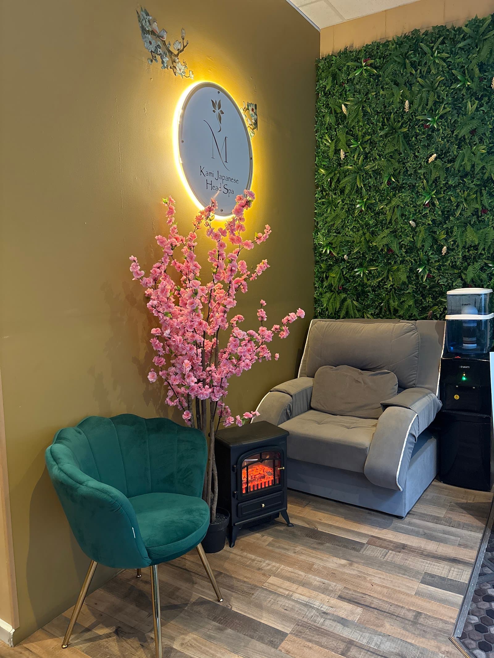 M Kami Japanese Head Spa — Docklands, Melbourne