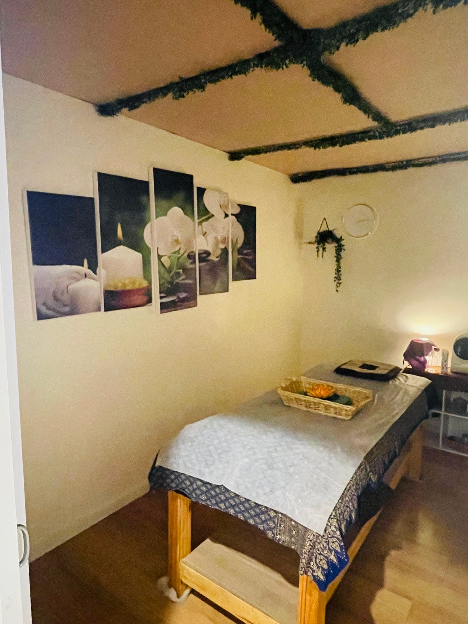 Near By Massage Footscray — Footscray, Melbourne