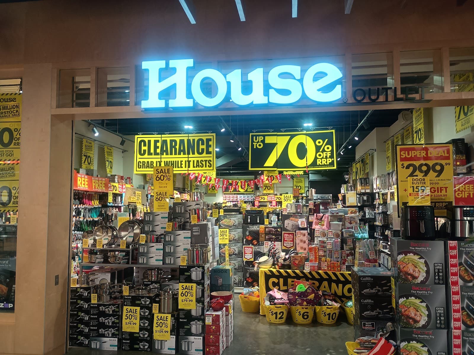 DFO South Wharf — Melbourne CBD, Melbourne