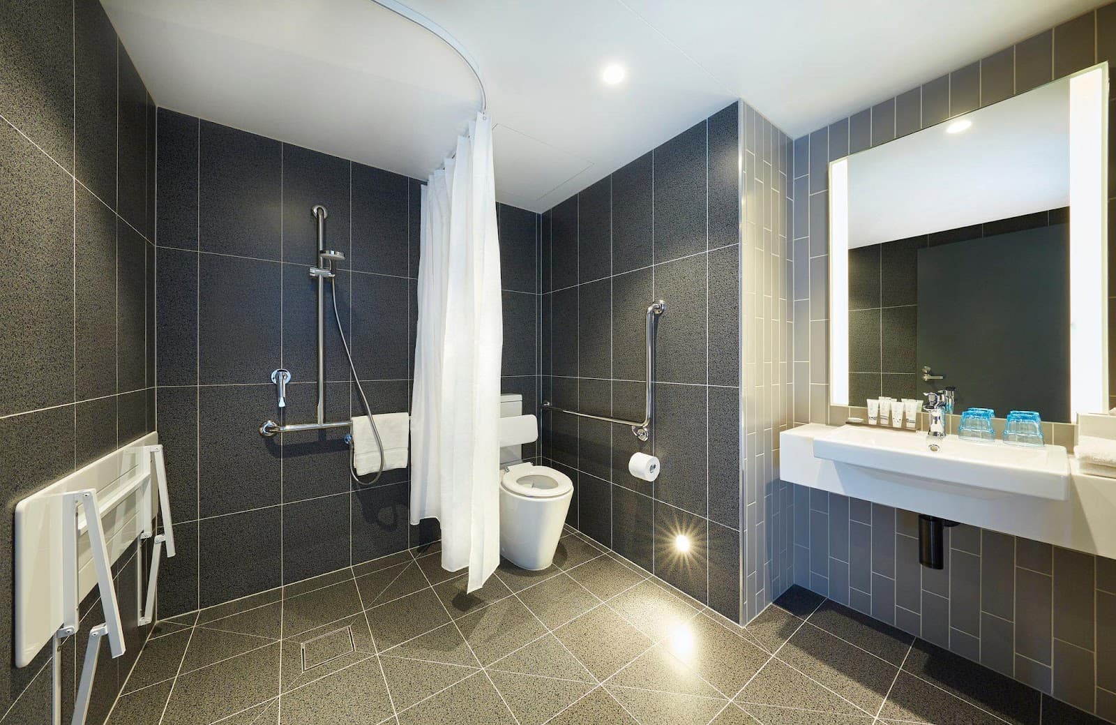 Holiday Inn Express Melbourne Southbank by IHG — Southbank, Melbourne