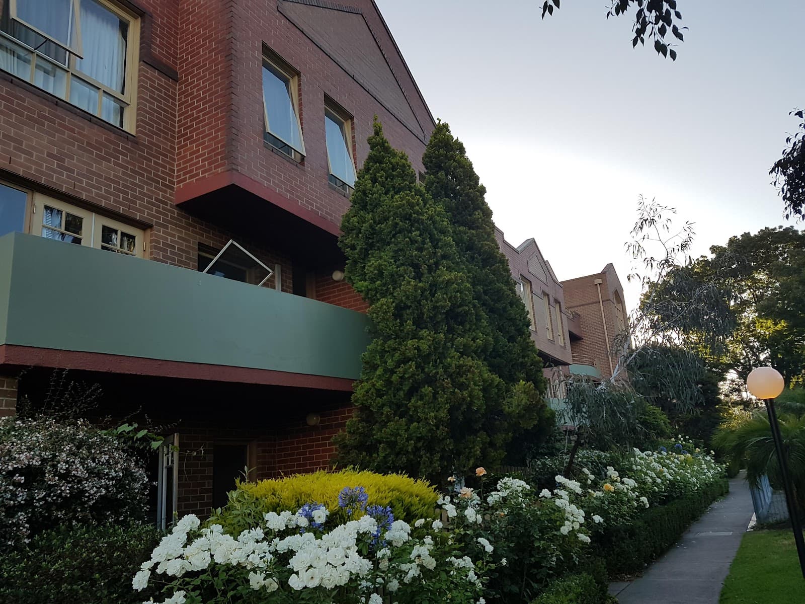 Quest Royal Gardens — Fitzroy, Melbourne