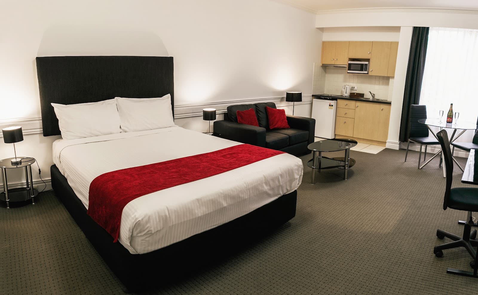 Melbourne Kew Central Apartment Hotel — Kew, Melbourne