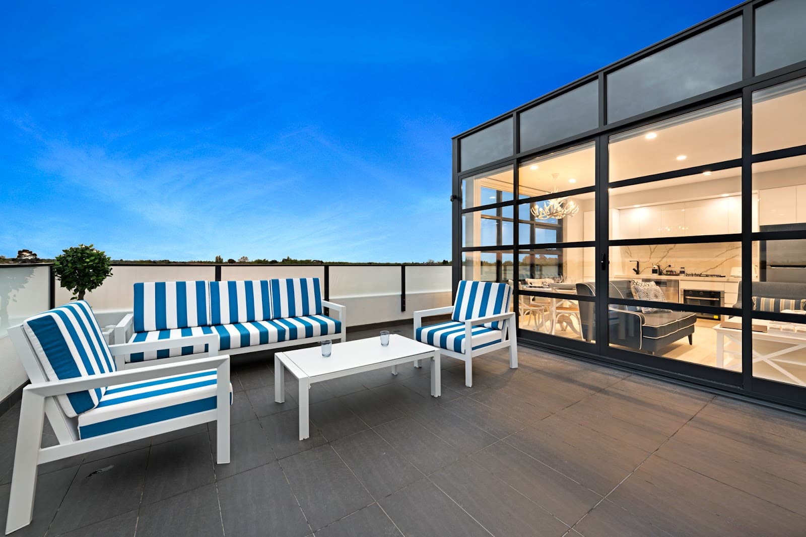 The Hamptons Apartments - St Kilda Apartment Hotel — St Kilda, Melbourne