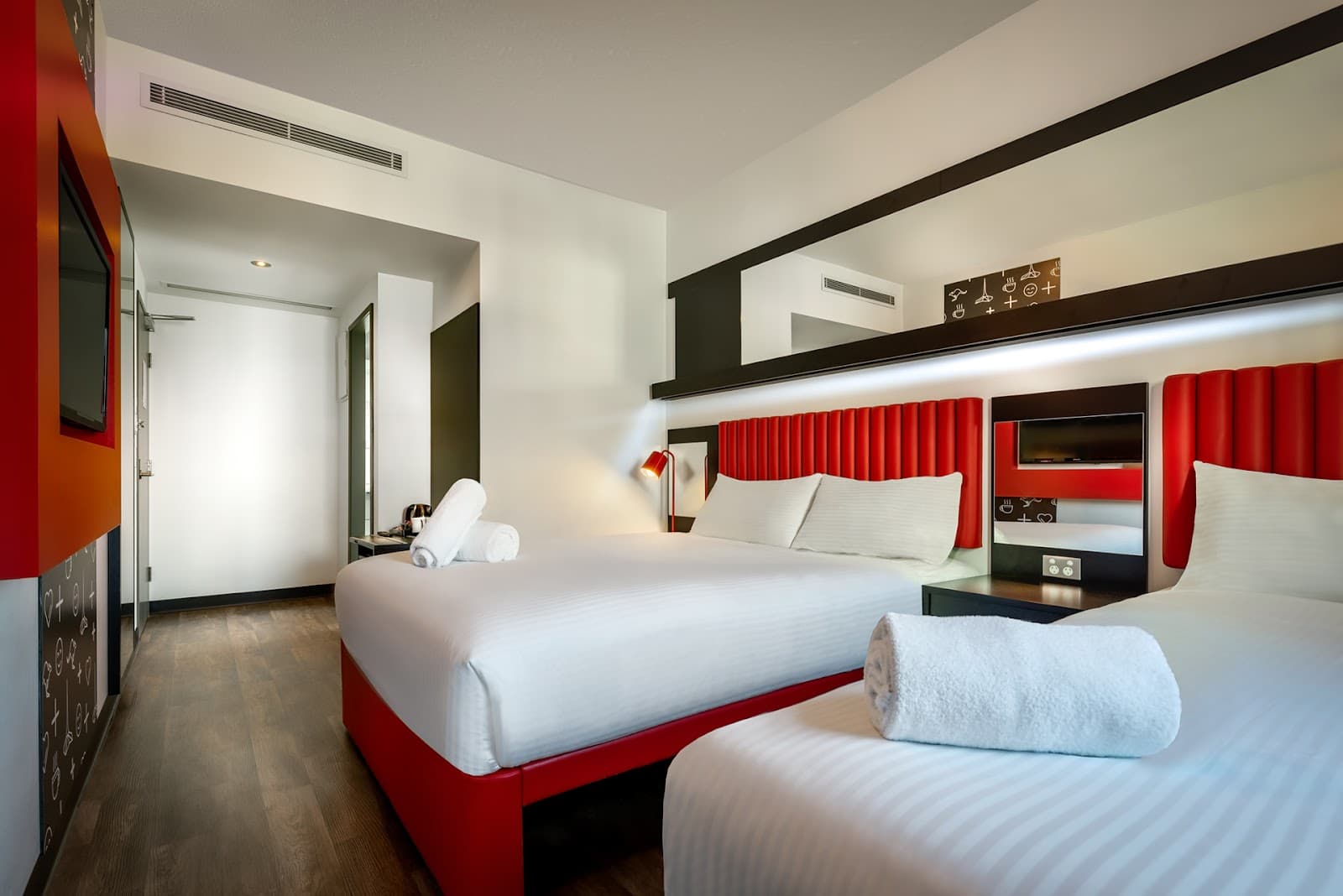 Essence Hotel Carlton — Carlton, Melbourne