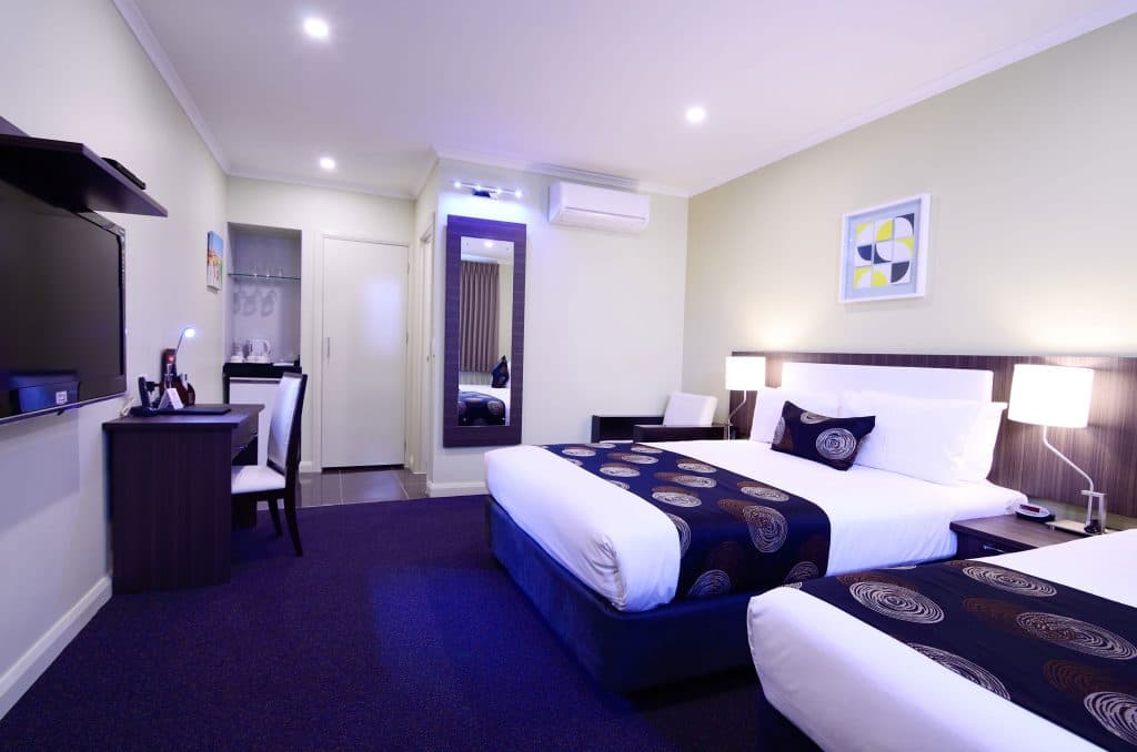 Park Squire Motor Inn & Serviced Apartments — Parkville, Melbourne