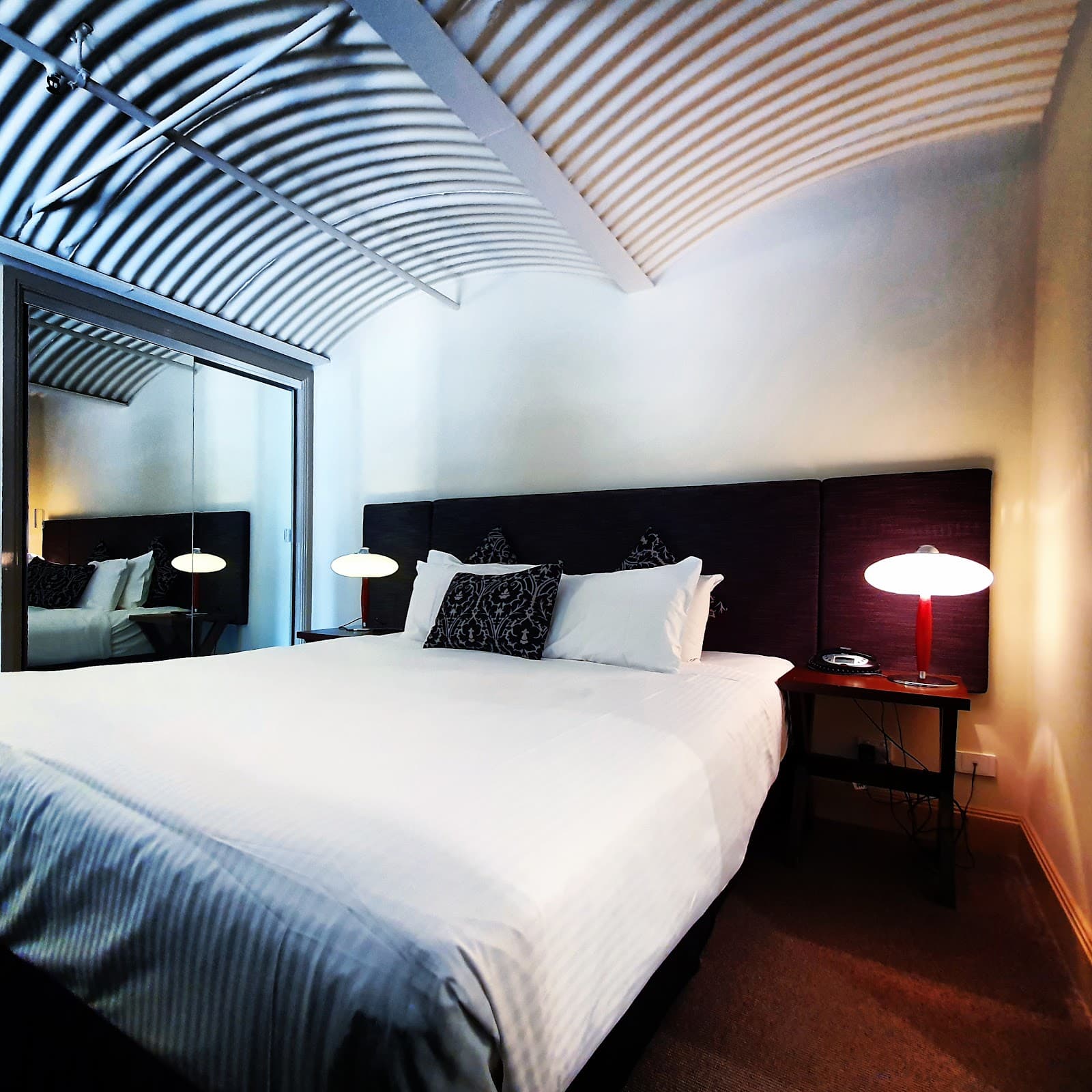 Grand Hotel Melbourne — Docklands, Melbourne