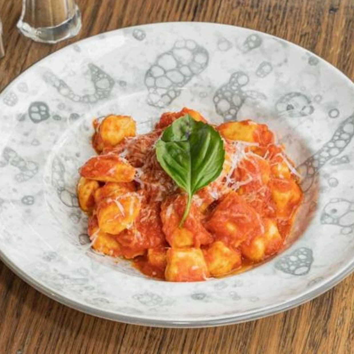 Stuzzichino Restaurant & Bar