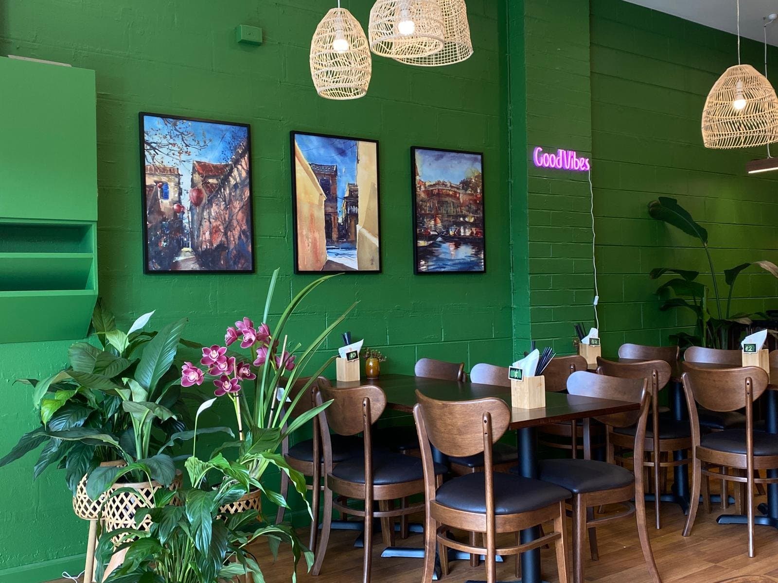 Dad Vietnamese Restaurant