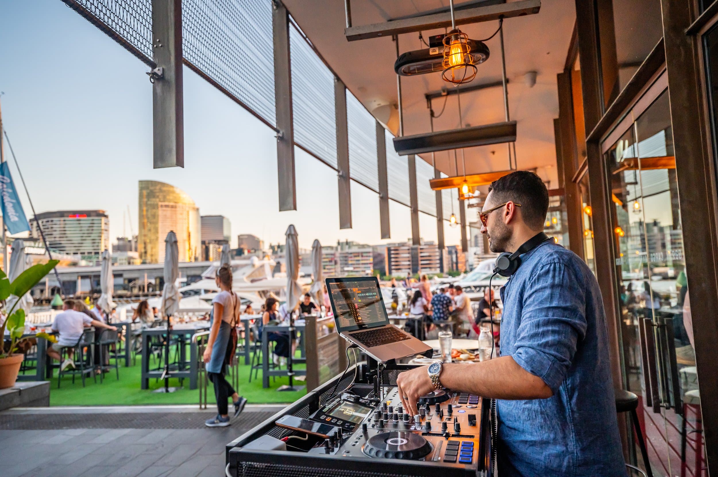 Cargo Bar & Eatery