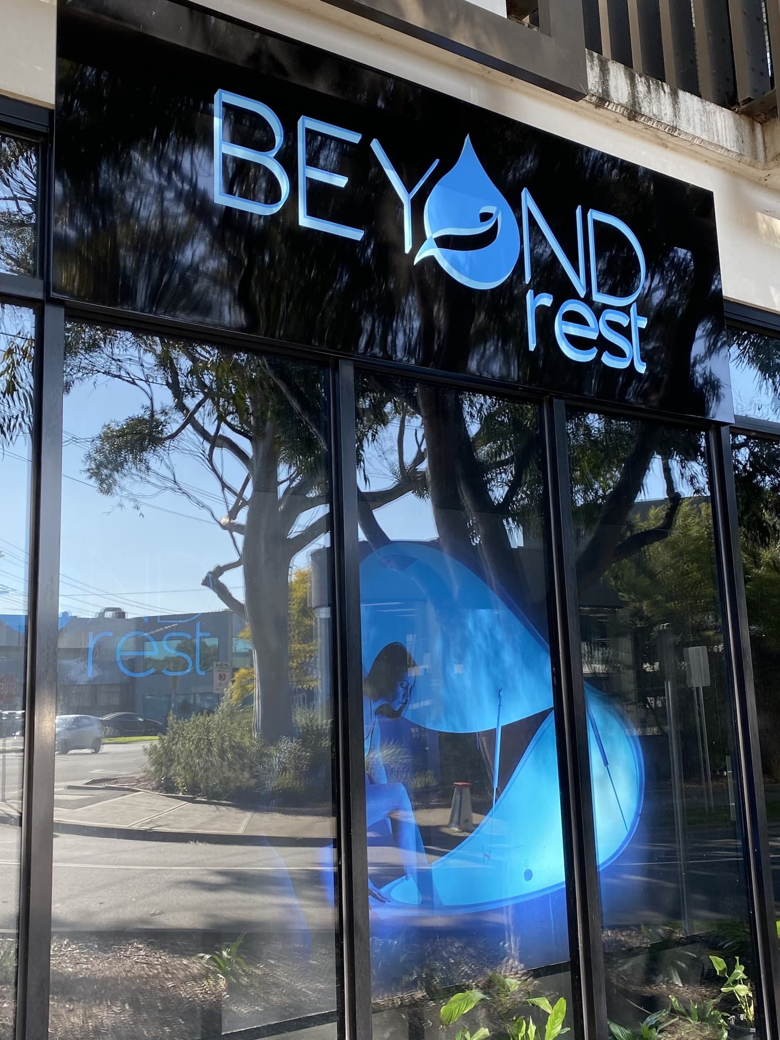 Beyond Rest Hawthorn: Float, Infrared Sauna, Ice bath, Red Light Therapy, Hocatt