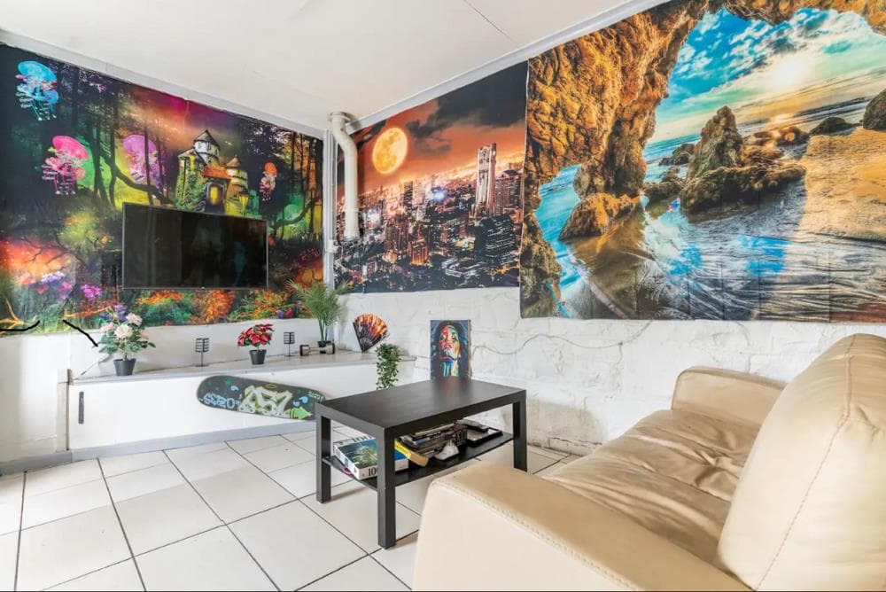 Richmond Private Rooms @ 151 Hoddle Homestay