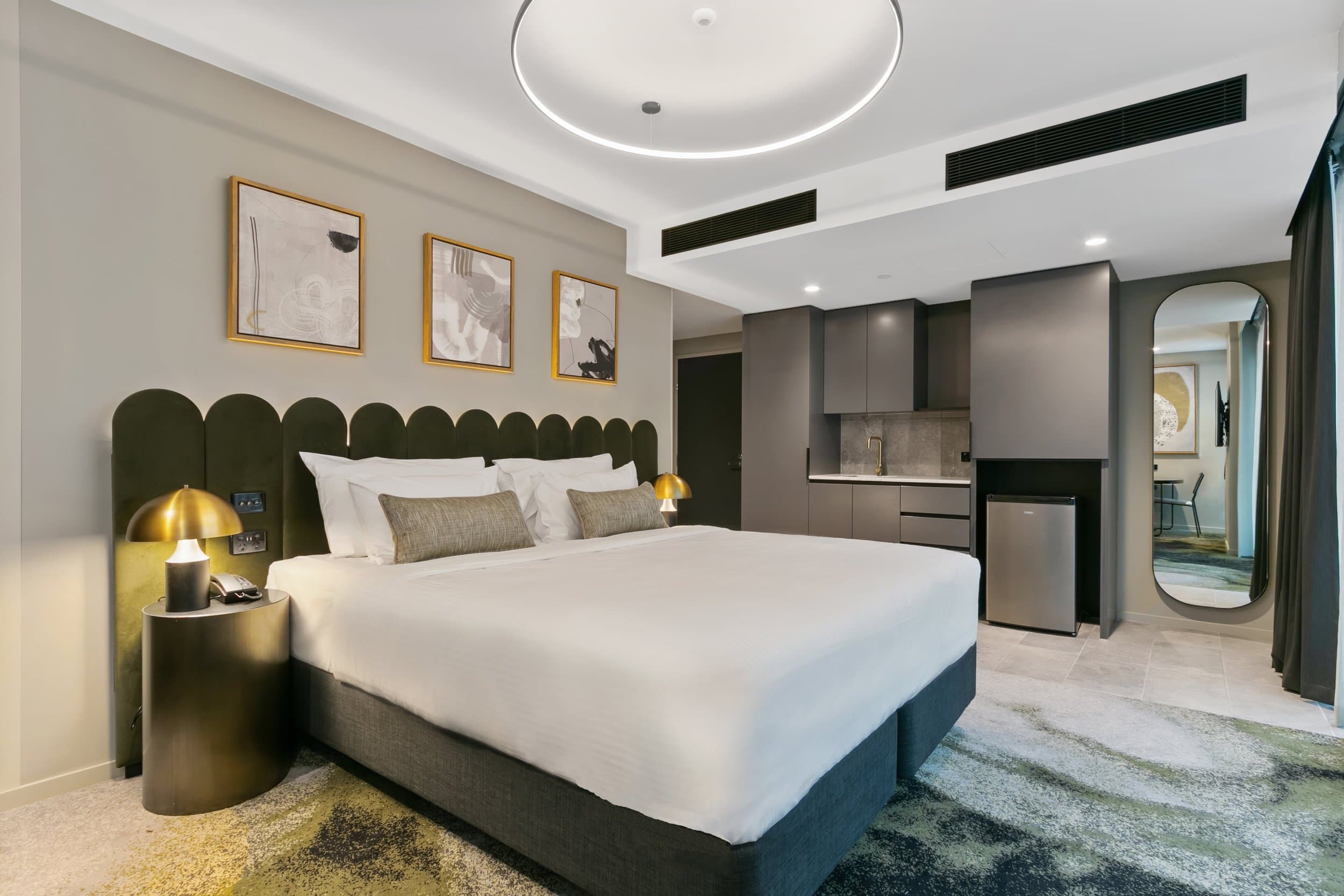 Melbourne City Apartment Hotel